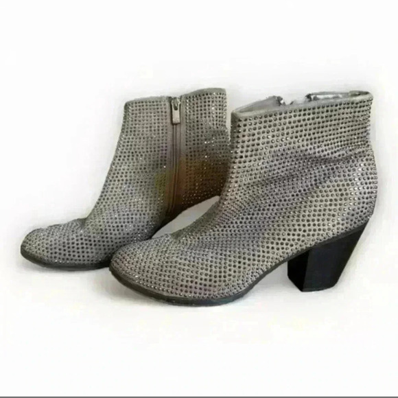 Juicy Couture Shoes - Juicy Couture Avora Taupe Sequined Ankle Booties Women’s Size 8 Medium